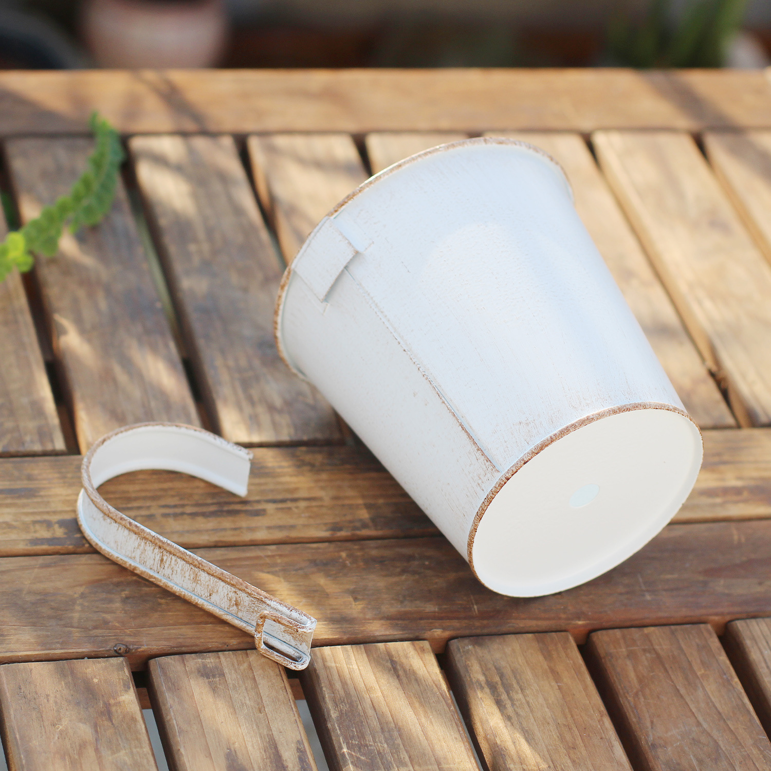 Cross-border manufacturers foreign trade do old white letter bucket small hook flowerpot hook bucket retro galvanized iron bucket