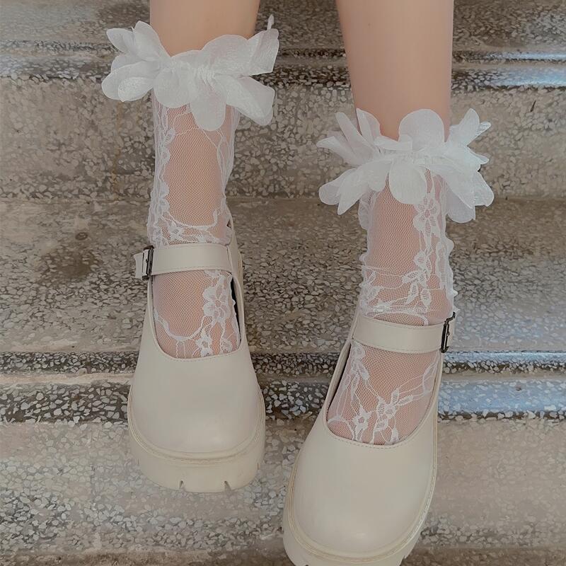 夏のレースの中筒の靴下の花びらの少女の靴下の透かし彫りの山の靴下のロリータのレースの日系ネットの靴下の中筒の潮|undefined