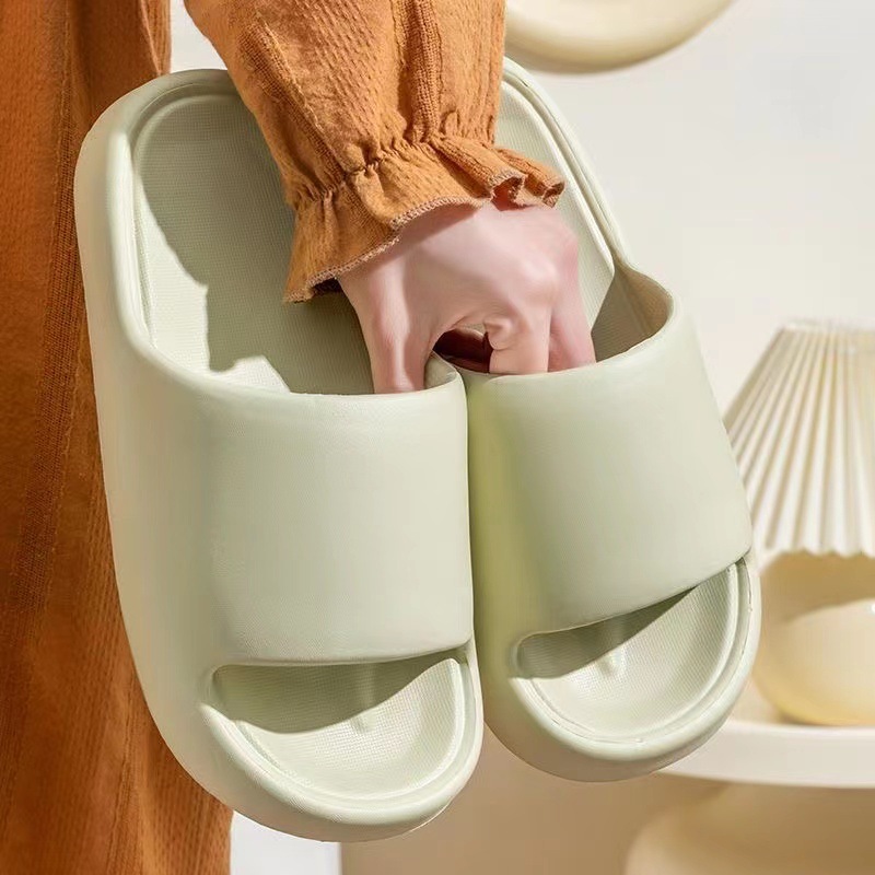 One-piece delivery slippers for women Summer new bathroom Bath home indoor men's slippers non-slip thick bottom soft bottom men