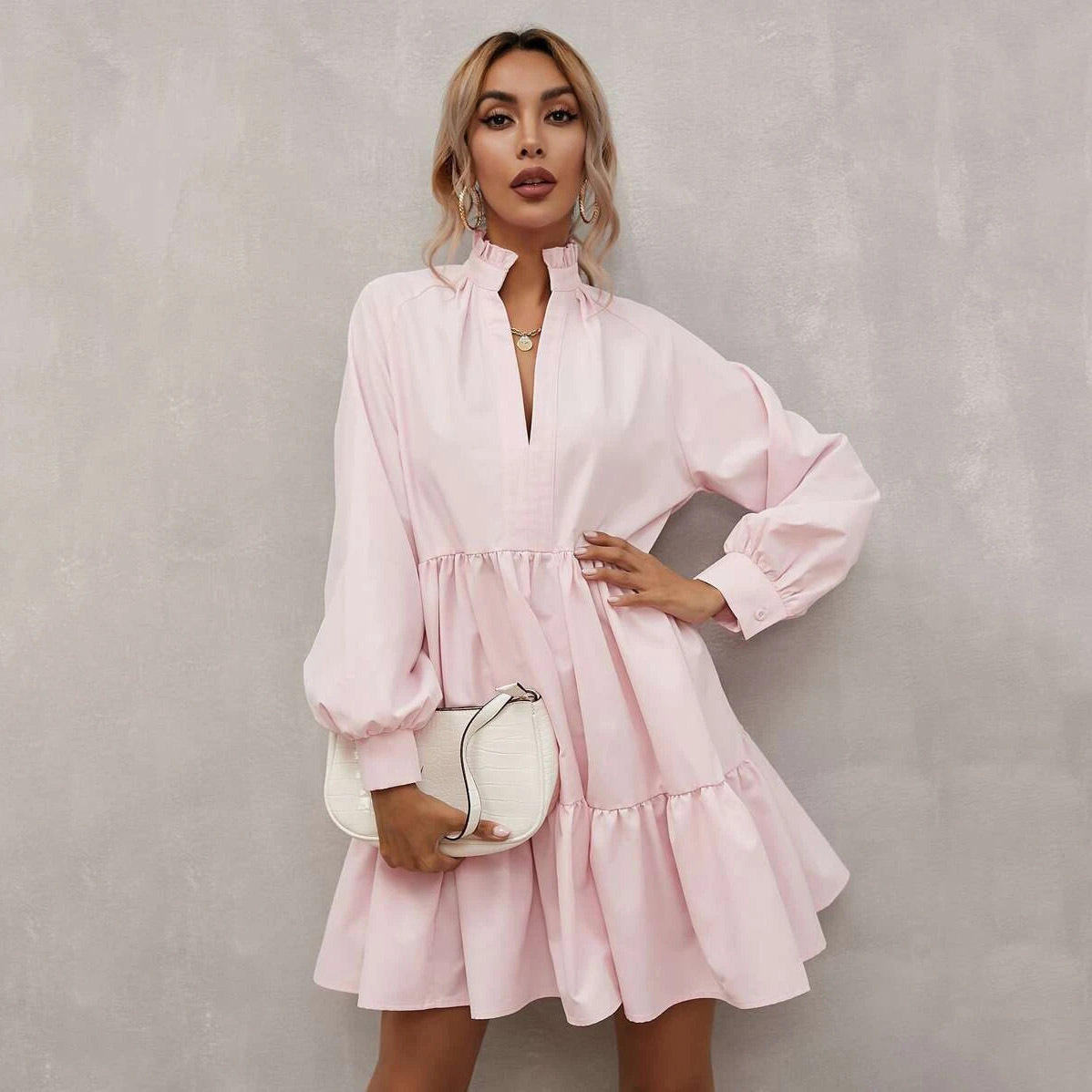 2023 European and American Amazon Spring and Autumn New Women's Pleated Dress Solid Color V-neck Lantern Long Sleeve Dress for Women