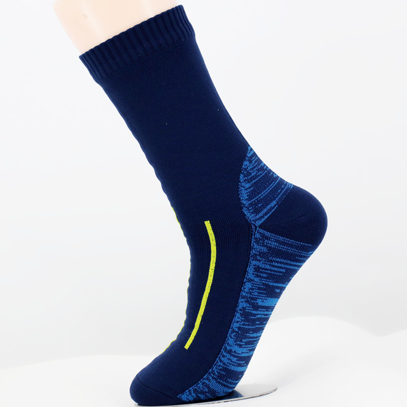 Amazon cross-border waterproof socks breathable long tube outdoor hiking wading camping winter skiing warm diving socks