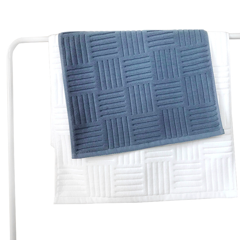 Factory wholesale 32 line cotton striped towel toilet thickened absorbent Japanese mini 240g floor mat