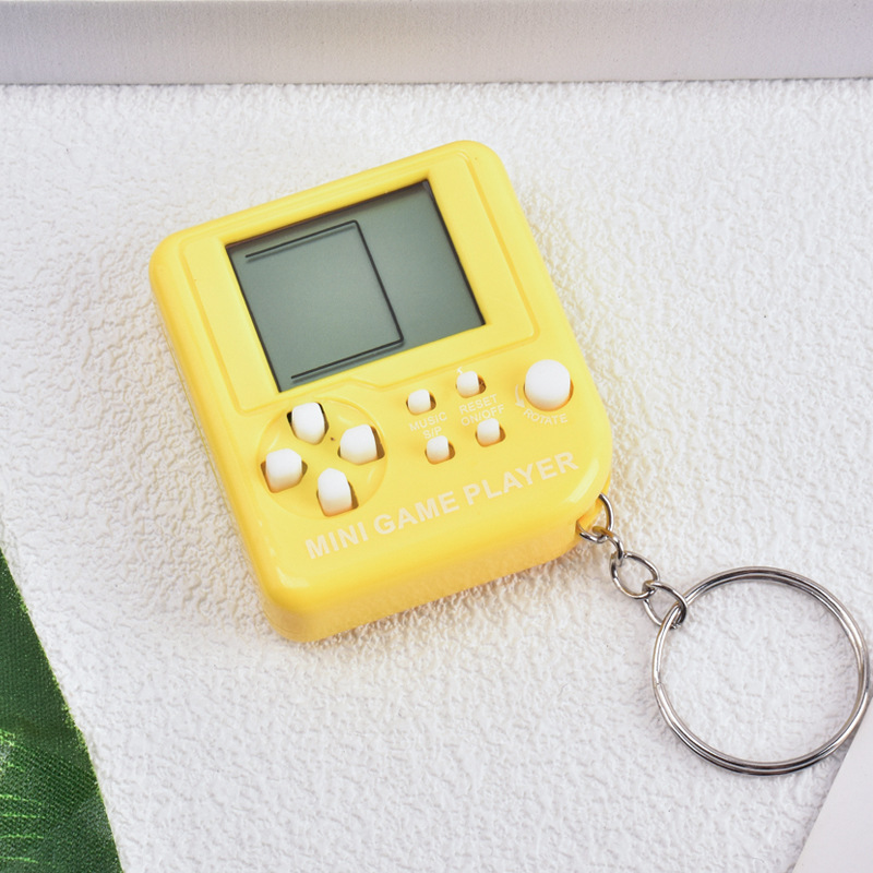 Solid yellow [22g]]