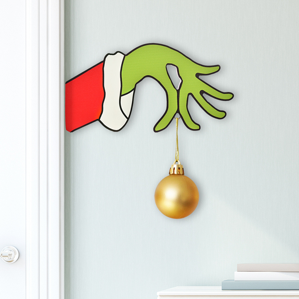 Karácsonyi dekoráció, karácsonyi fa ajtóra lógó ajtótábla, karácsonyi Grinch girland, bevásárlóközpont dekoráció_voghion.com