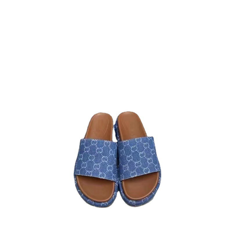 2023 New Style Internet Celebrous Sandals and Slippers Embroidered Slippers Printed Heightened Platform Casual Women's Sandals for Couples