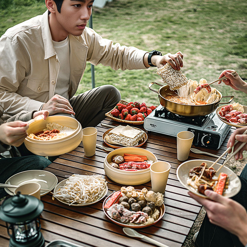Outdoor Travel Picnic Tableware Set Portable Picnic Barbecue Camping Plastic Disc Water Cup Bowl and Dish Chopsticks Combination