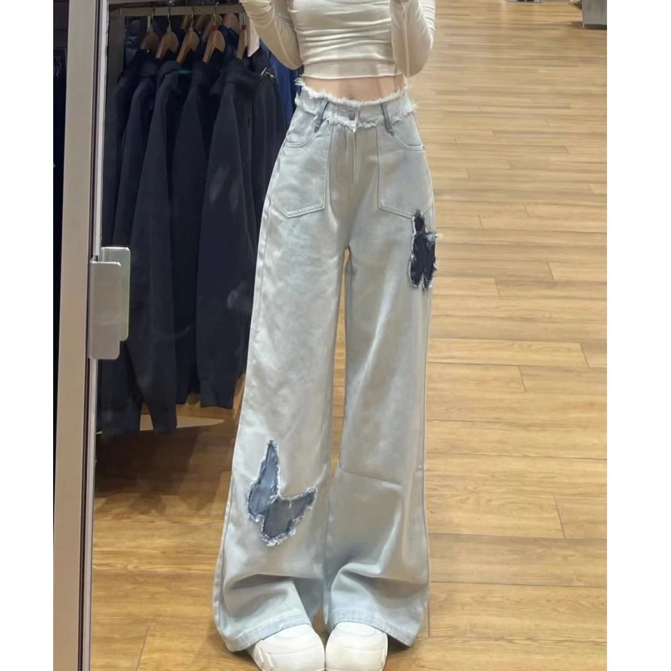 Light blue frayed butterfly straight jeans women's autumn New embroidered design high waist loose slimming wide leg pants