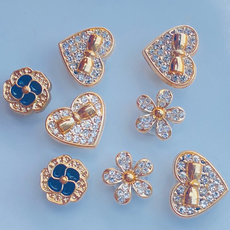 2023 new fitting hole shoes accessories diy Pearl four-leaf flower suit shoe flower rose gold chain heart Diamond