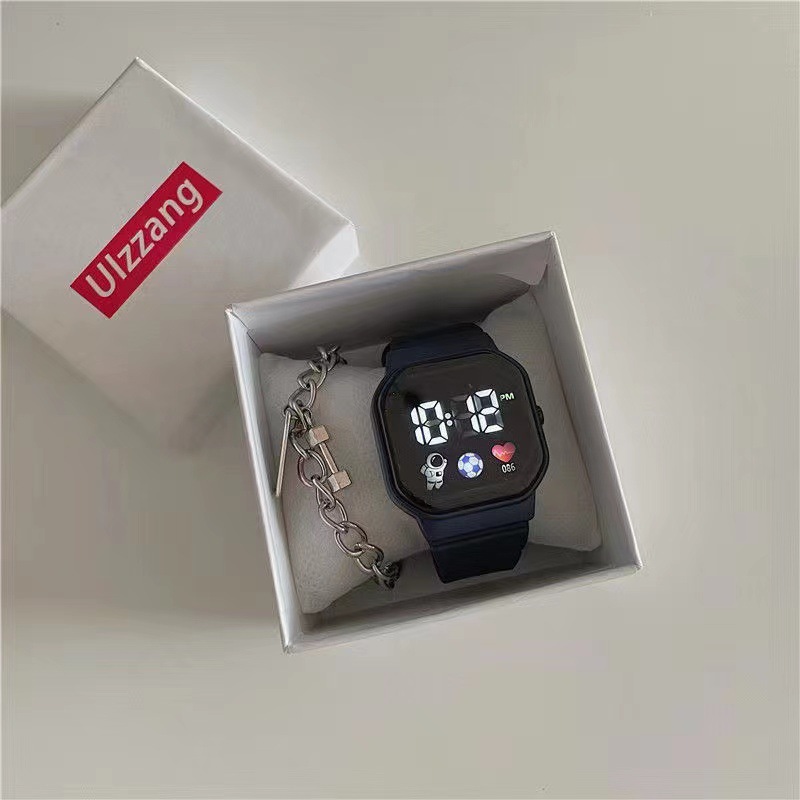 Watch digital display Harajuku style astronaut LED calendar high color value Student Party simple fashion electronic watch