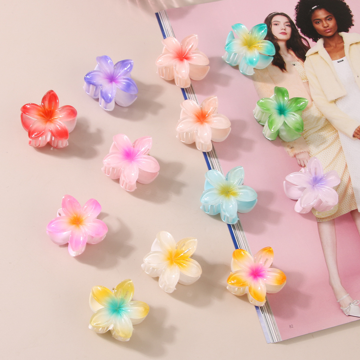 Guanyang small size 4CM candy color egg flower grab clip cross-border hot sale sweet hairpin headdress female flower hair accessories_voghion.com