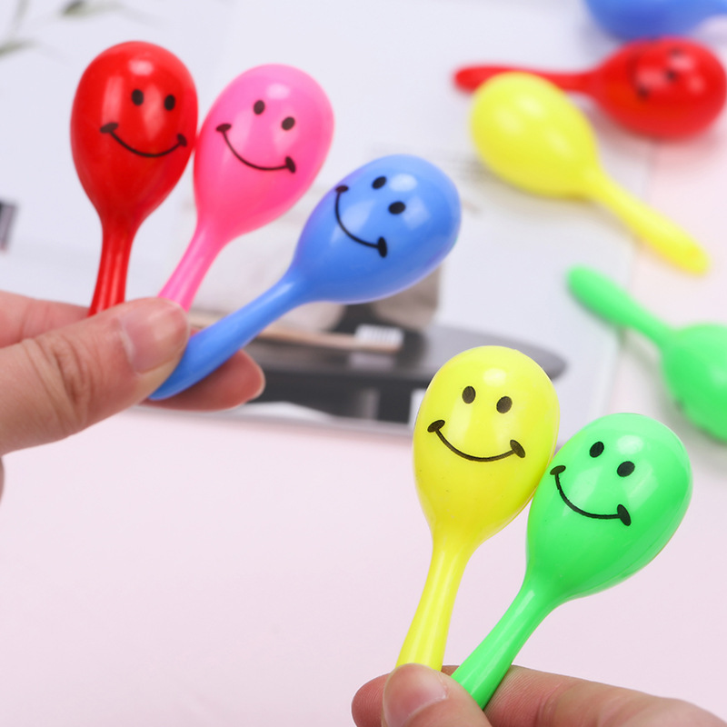 Cartoon smiley face color mini sand hammer small toy party cheer musical instrument creative toy small gift