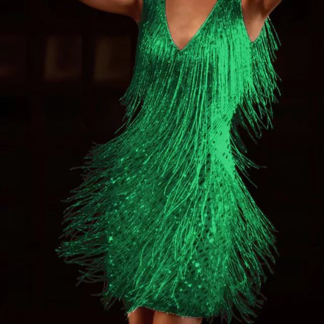 Wish Amazon AliExpress 2022 Low-cut V-neck Sexy Deep Sleeveless Pencil Skirt Mid-skirt Tassel Skirt INS