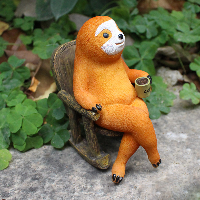 Cross-border new rocking chair sloth decoration creative resin garden outdoor sloth decoration factory wholesale