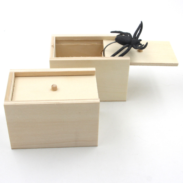 Trick toy trembles startle wooden box trickery spoof bug box Spider box scary horror small wooden box
