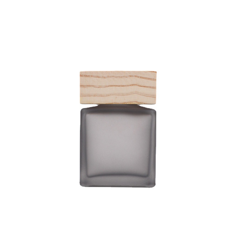 Jins Simple Glass Aromatherapy Bottle Rattan Car Non-fire Aroma Bottle Living Room Ornament Bottle Fragrance Square Bottling
