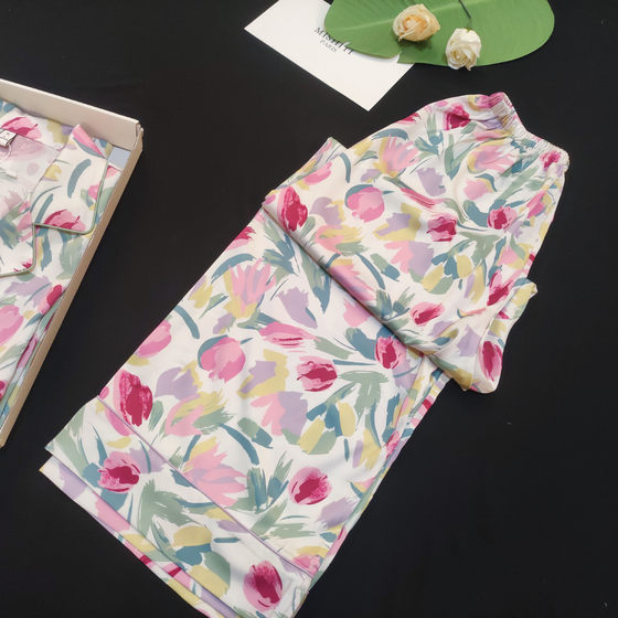 2023 ice silk pajamas women's high-grade thin printed plus size tulip Internet celebrity simulation silk home wear wholesale