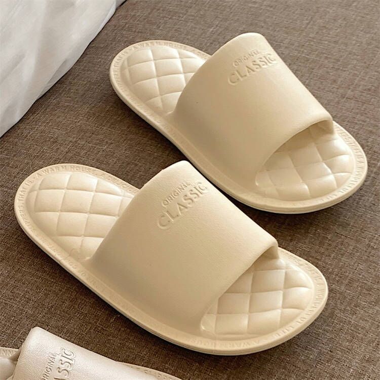 Fashionable Korean-style Comfortable Home Indoor Slippers 2024 Summer New Soft Bottom Slip-on Slip-on Slippers for Men