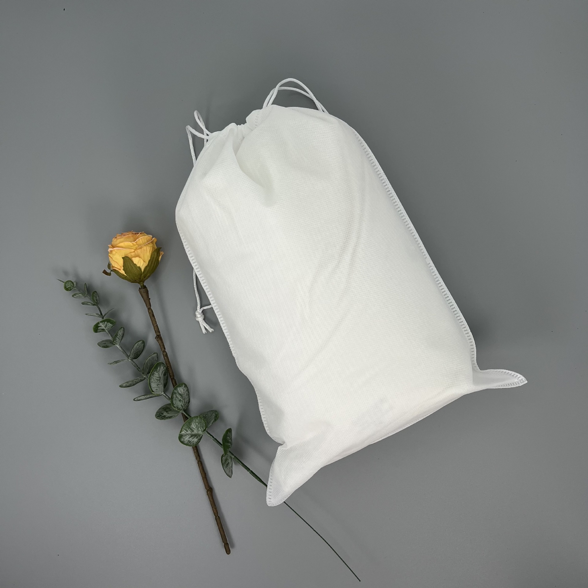 Spot Non-woven Drawstring Bag Clothes Toy Dustproof Storage Bag Blank Shoes Backpack Packaging Bag