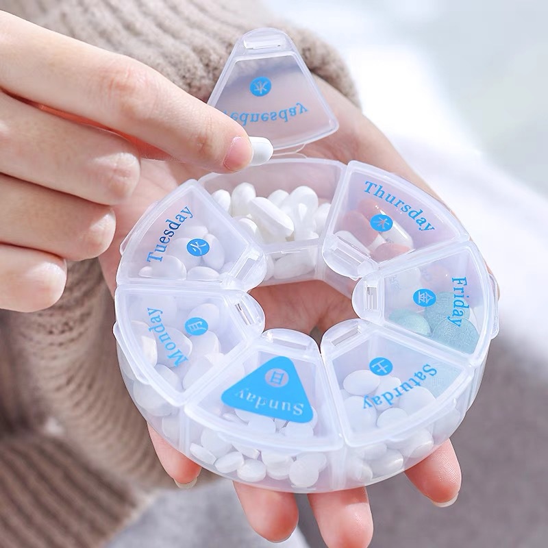 KM sub-packed medicine box mini travel portable seven days a week small compartment pill box medicine storage box