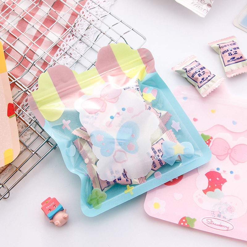 Cute Cartoon snack bag self-sealing bag food packaging bag snack biscuit candy packaging bag exquisite sealed bag