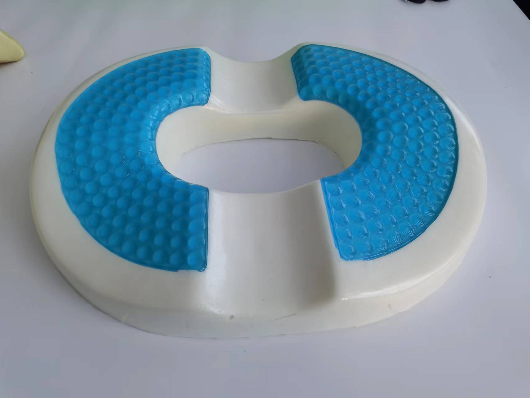 donut-shaped-post-surgery-butt-cushion-for-men-office-chair-pad-donut-pillow-hip-raising-prostate-care-memory-foam-donut-seat-cushion