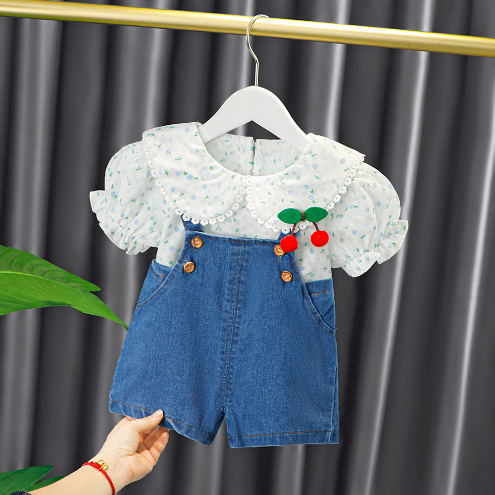 3118 Summer New Children's Cute Floral Short-sleeved T-shirt Strap Shorts Two-piece Set Children's Women's Hair