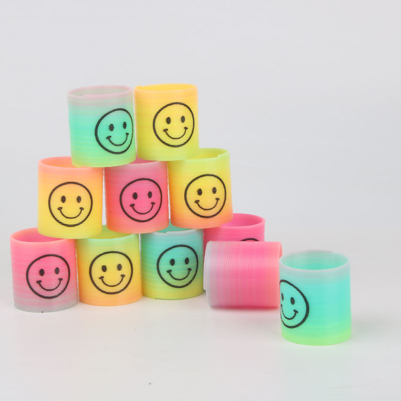 Mini Smiley Rainbow Circle 80 s Nostalgia Stall Prizes Telescopic Magic Circle Kindergarten Toys Wholesale