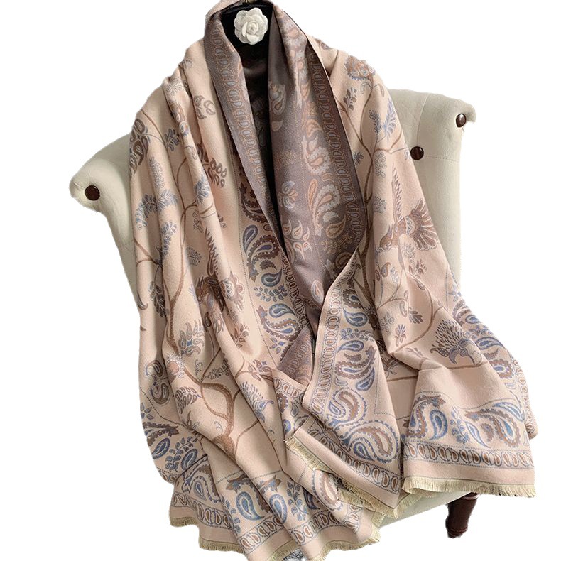 Little Red Book recommend celebrity same style air-conditioned room shawl Outdoor Women's summer cashmere-like tassel warm thickened scarf