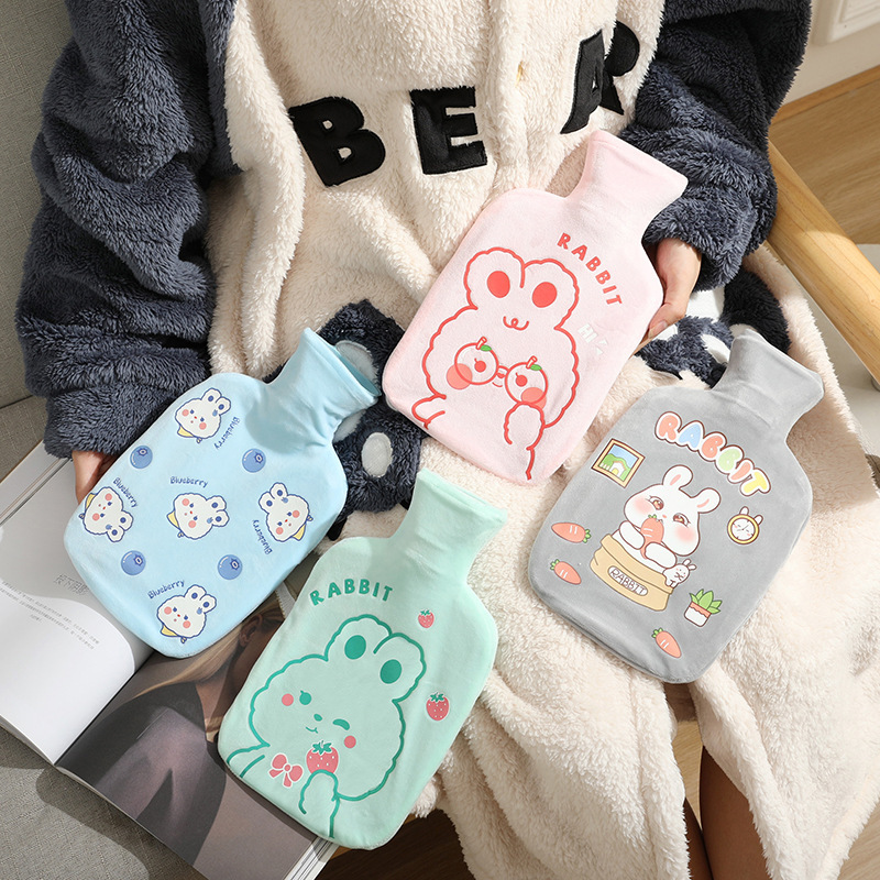 Spot wholesale autumn and winter plush rubber water injection hot water bag cute cartoon thick explosion-proof large and small warm water bag