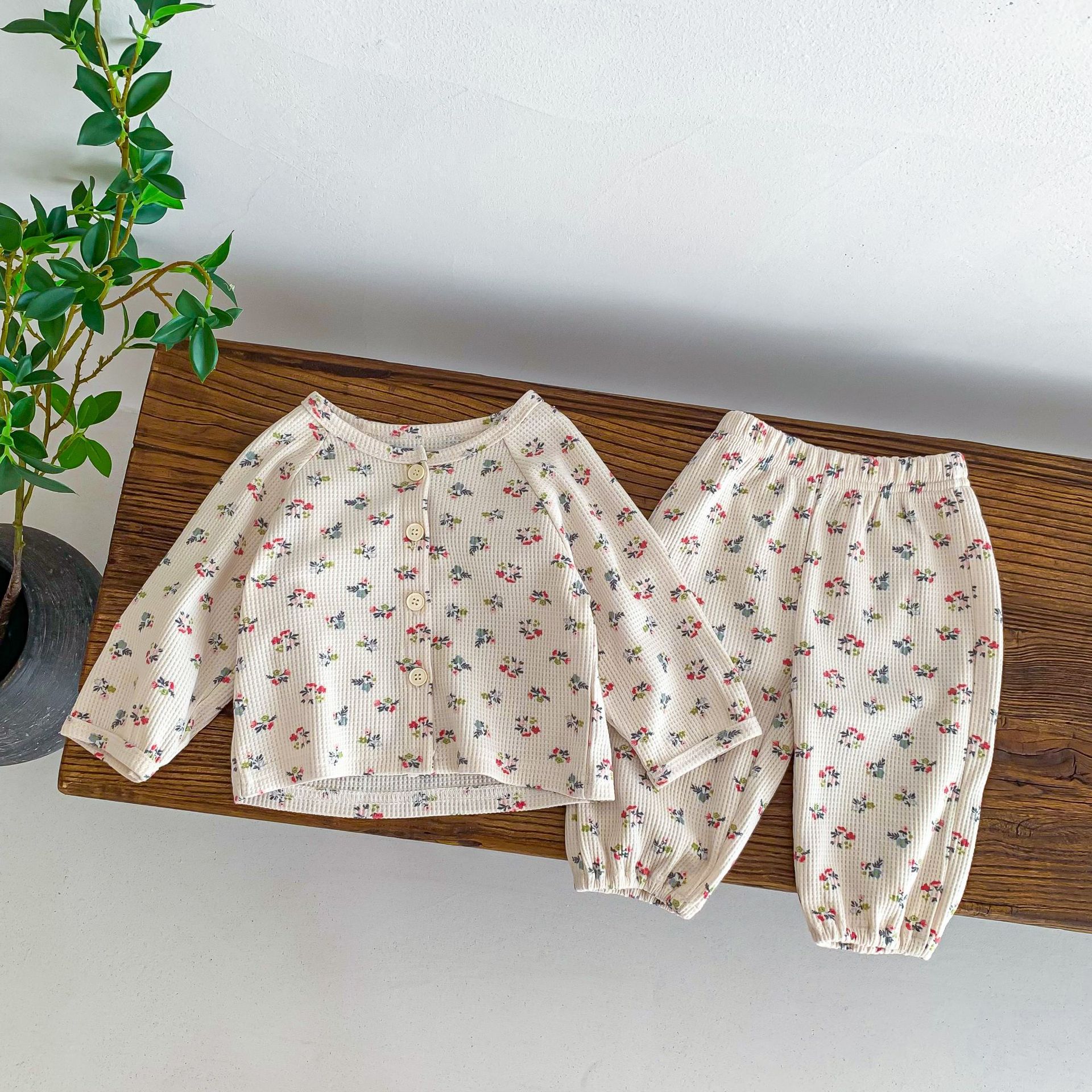 Baby autumn clothes ins South Korea baby home wear internet celebrity long sleeve waffle top pants two-piece suit