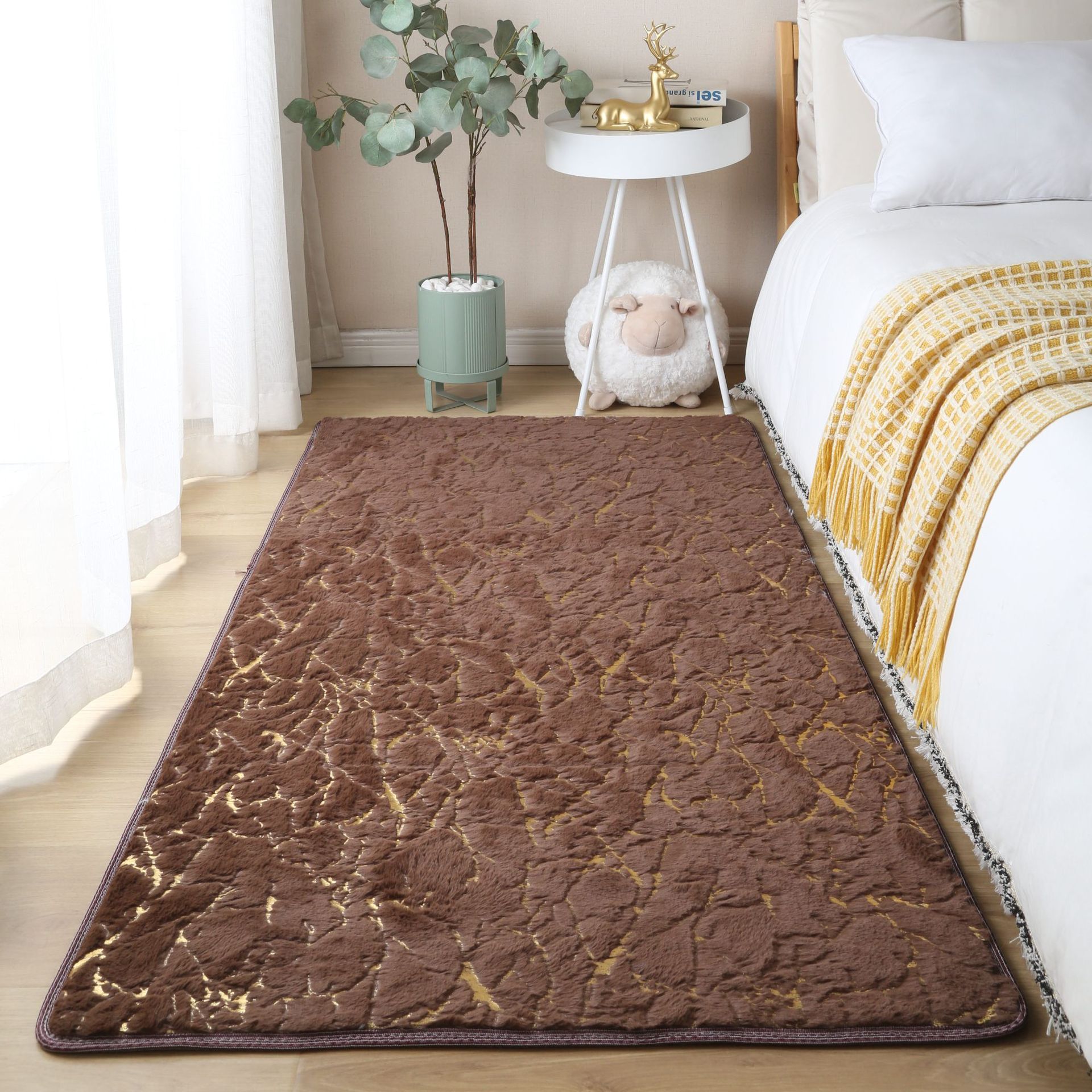 Creative Entry Luxury Imitation Rabbit Hair Bronzing Carpet Household Bedside Full-covered Pile Blanket Washable Rectangular Carpet Floor Mat