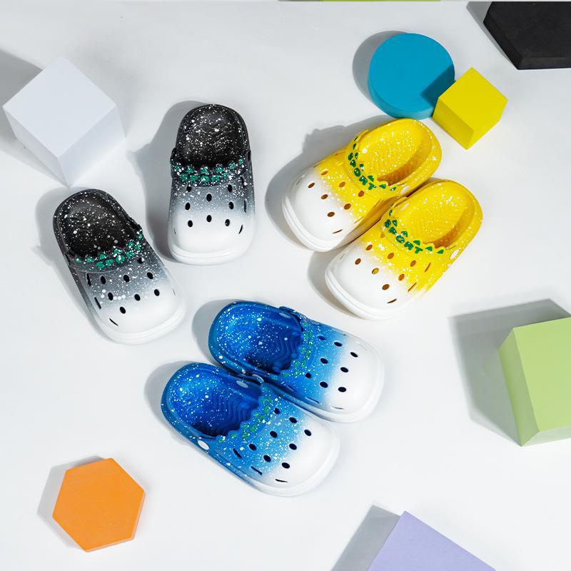Gradient Hole Shoes New Children's Toe Cartoon Slippers Summer Girls Men's Two-Wearing Children's Sandals Children's Infants
