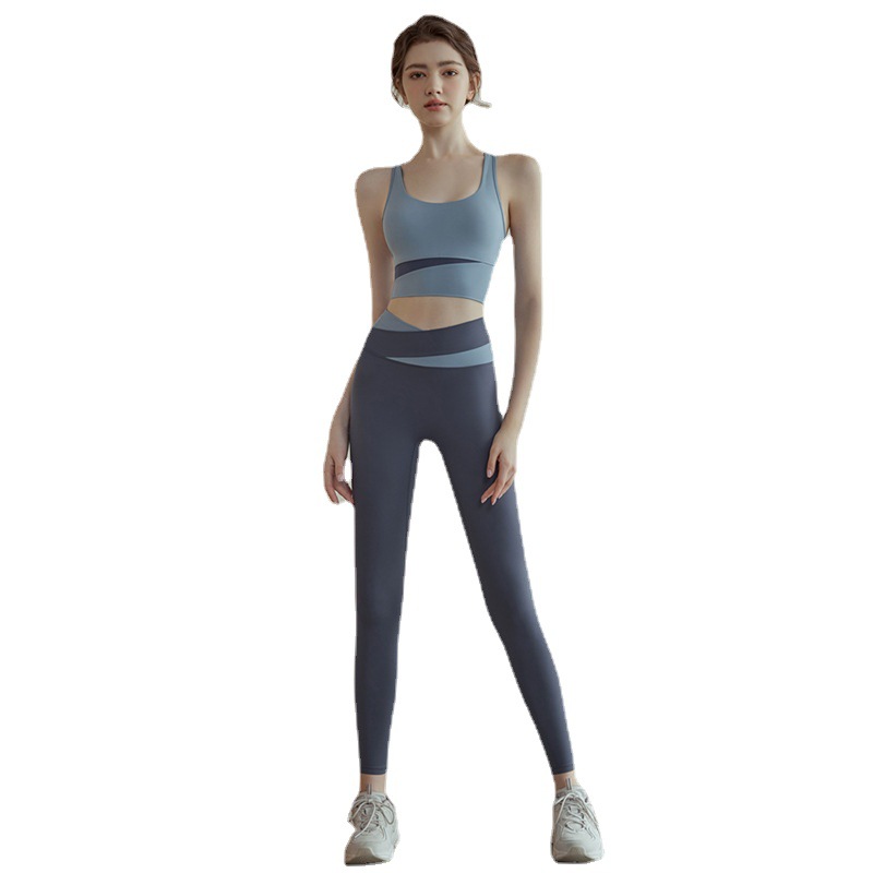 Sports underwear women's summer new outer wear color matching gathered professional sports vest fitness bra yoga clothing wholesale