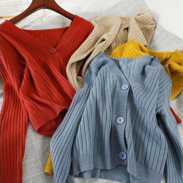2022 autumn new outdoor wear gentle style short loose V-neck sweater coat knitwear cardigan women's top