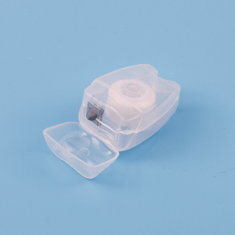 Factory spot supply dental floss box adult tooth cleaning disposable soft filament 13 m tooth-shaped dental floss box