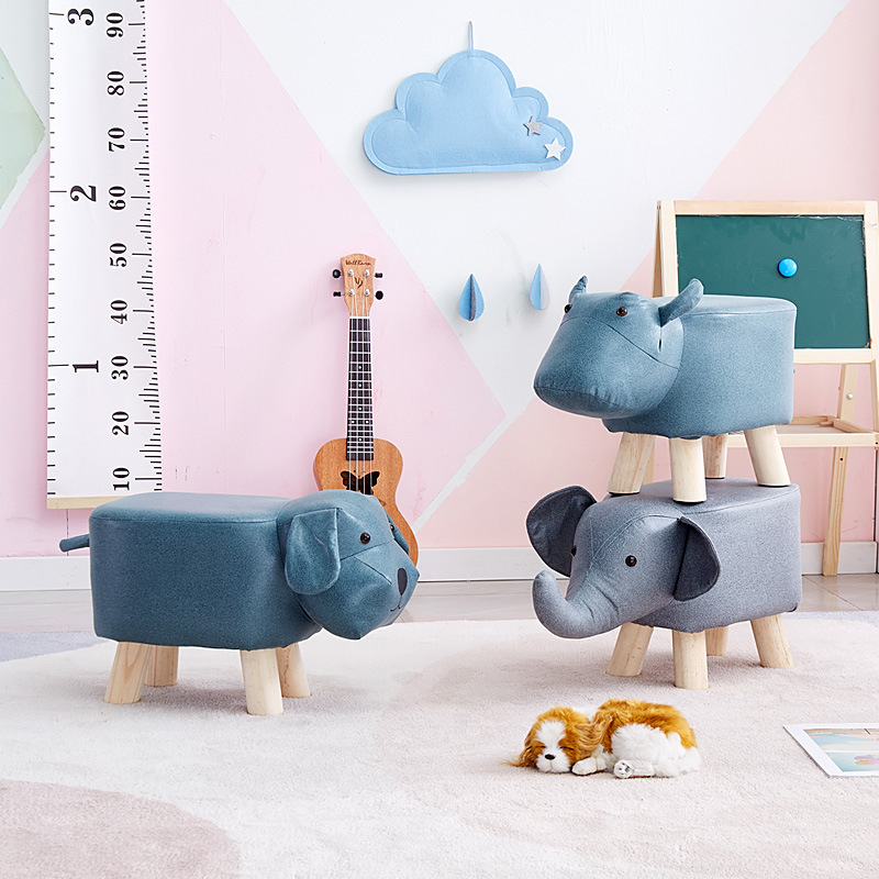 Creative cartoon animal stool children's solid wood low stool home doorway shoe changing stool sofa footrest animal stool