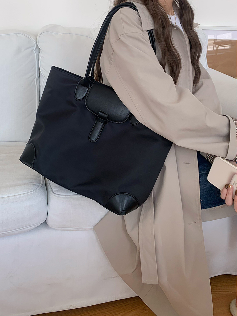 Borsa a tracolla grande da donna 2023, nuova borsa da pendolare, borsa da classe per studenti, borsa tote in tessuto di nylon, tutto abbinato_voghion.com