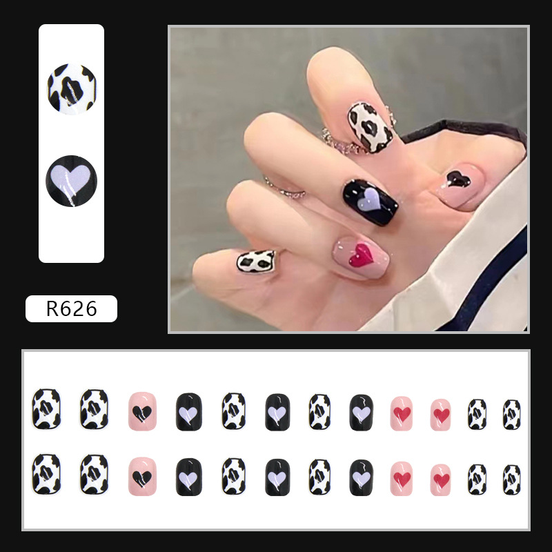 Autumn Cute Dairy Short Wear Armor Multicolor Love Mix and Match Manicure Pieces 24 Finished Products Wholesale