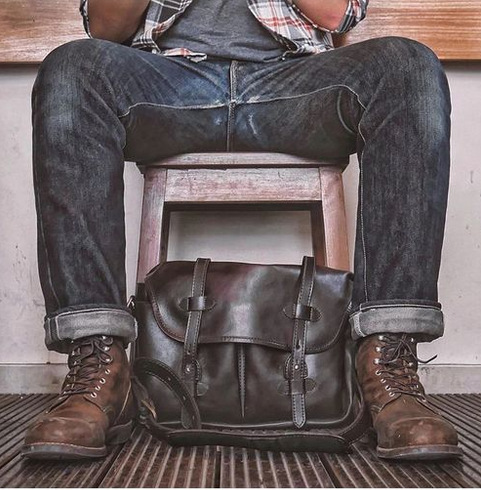 2021 Front Lace-up Brown Casual Solid Color Winter Star Wars Thick Heel Round Head Thickened Men's Martin Boots Stand-alone