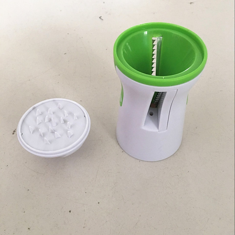 Multi-functional spiral funnel grater three-piece wire cutter cucumber Peeling Carrot Creative plate decoration roll shavings