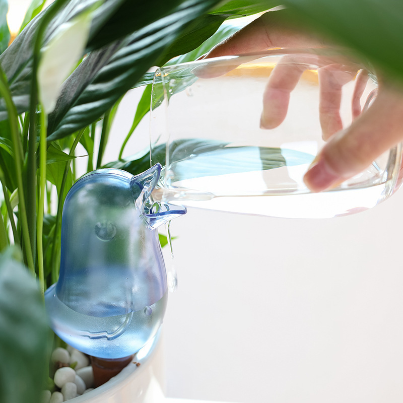 Potted automatic watering device lazy watering artifact Bird drip device timing gardening household watering device drainer