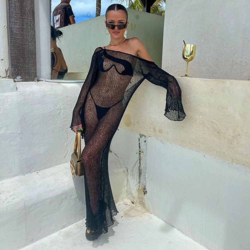 2024 Summer European and American Style New Arrival Perspective Sexy Vacation Blouse Large Backless Solid Color Long Sleeve Knitted Long Dress Women's Clothing