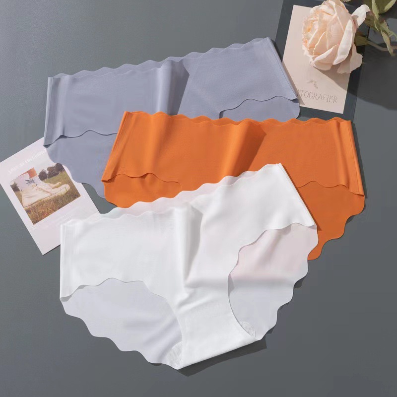 A piece of ice silk seamless waist underwear ladies wave hip belly pure sexy cute wholesale 313