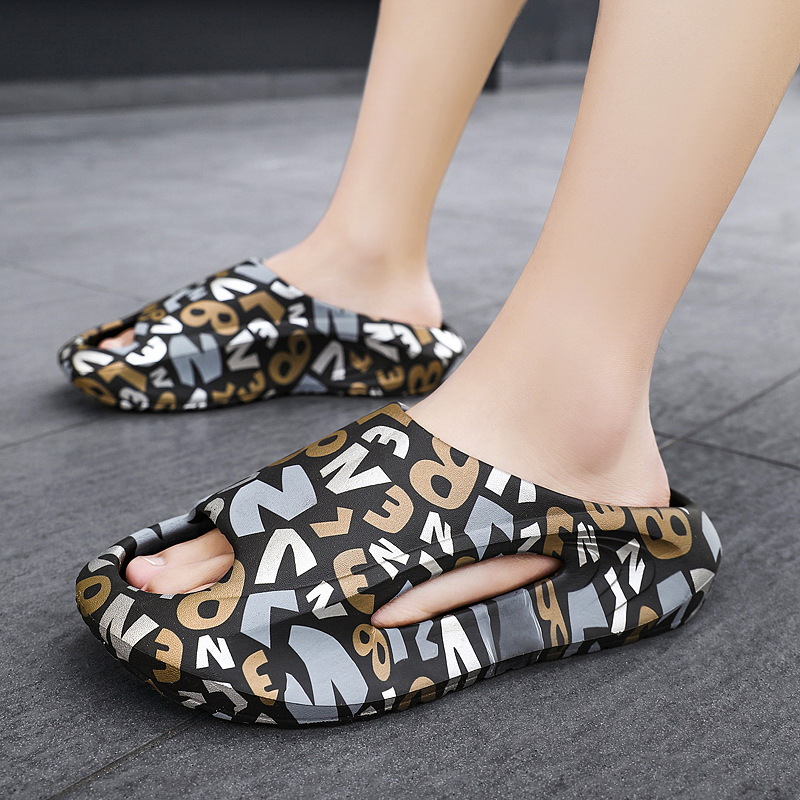 Slippers men's 2024 Summer new outdoor sports thick bottom shit feeling indoor non-slip couple beach slippers