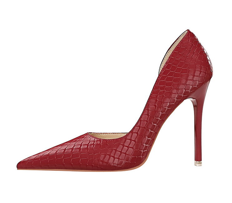 Slim slim heels with high heels and shallow side hollowed-out heels retro serpentine single shoes_voghion.com