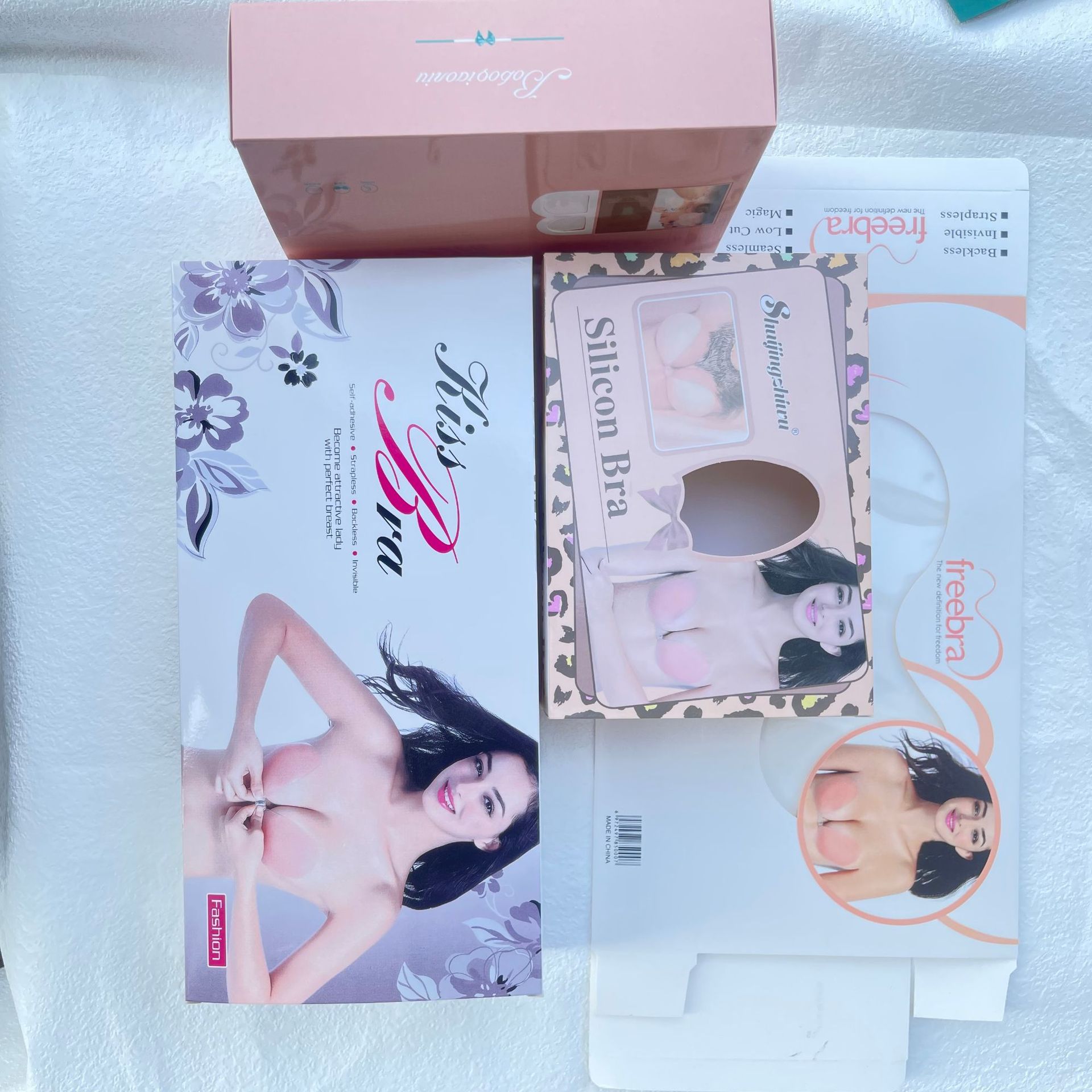 Spot silicone breast paste chest paste packaging box silicone bra color box cloth invisible bra color box wholesale small paper box