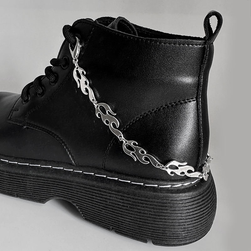 Tide Cool Punk Bramble Flame Cross Chain Shoe Chain Personality Design Sense Martin Boots Canvas Shoes Accessories New