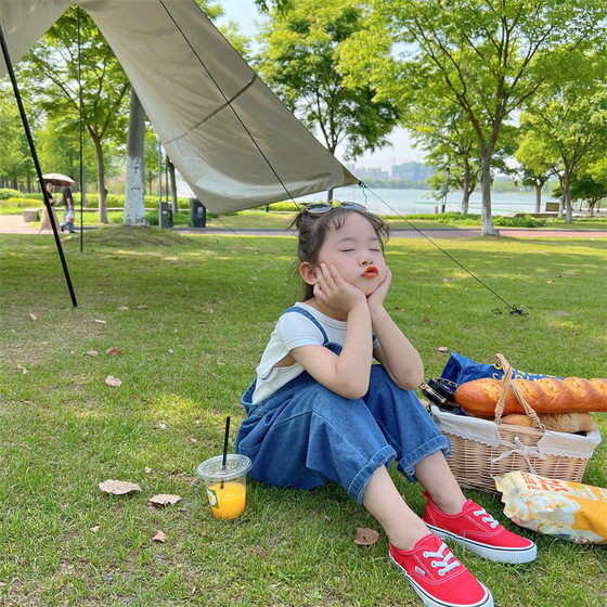 Korean version of children's clothing children's suspenders 2025 spring and autumn summer western style casual big pocket Denim pants for boys and girls