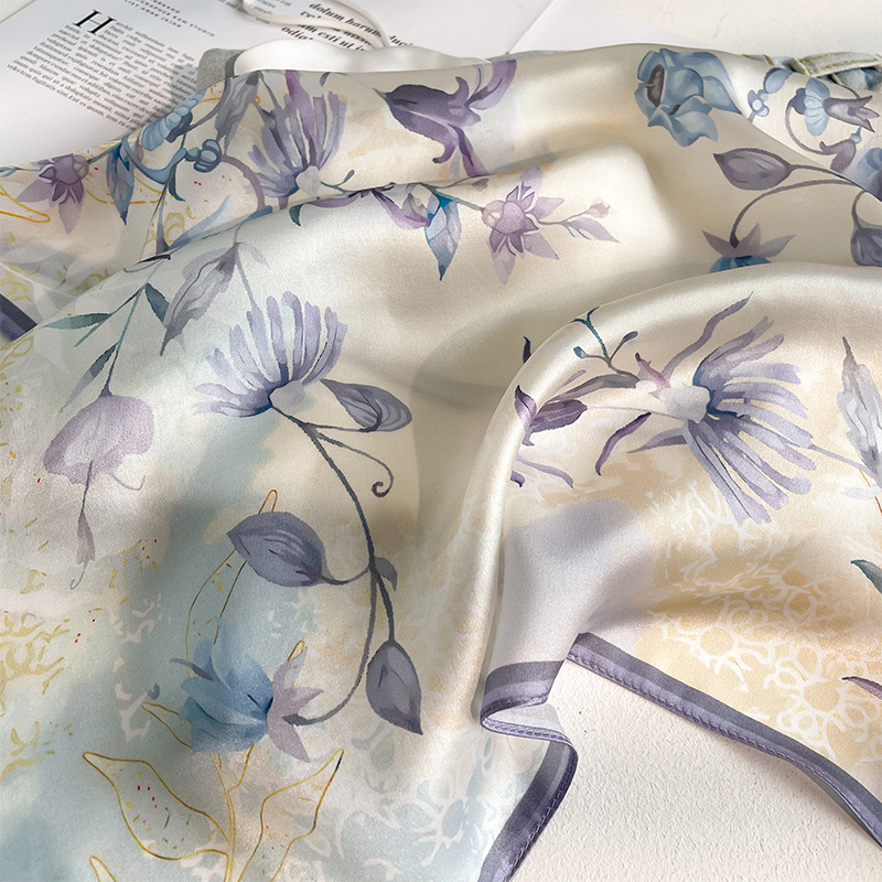 Light luxury Nordic style purple morning glory printed mulberry silk scarf women's high-end elegant 100% Silk small square scarf