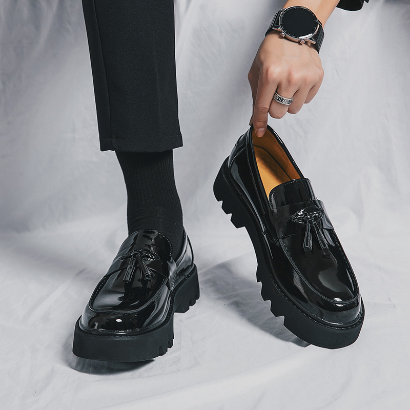 38-45 Moda Büyük Beden Parlak Beyefendi Nefes Alabilen Deri Ayakkabılar Resmi İş Deri Ayakkabıları Yuvarlak Burun Püsküllü Platform Loafer'lar_voghion.com